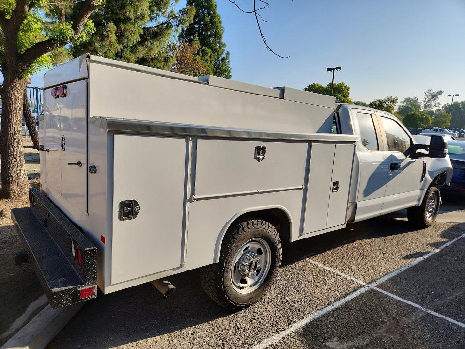 Продаж на аукціоні авто 2022 Ford F350, vin: 1FD8X3E64NEE94642, номер лоту: 70732526