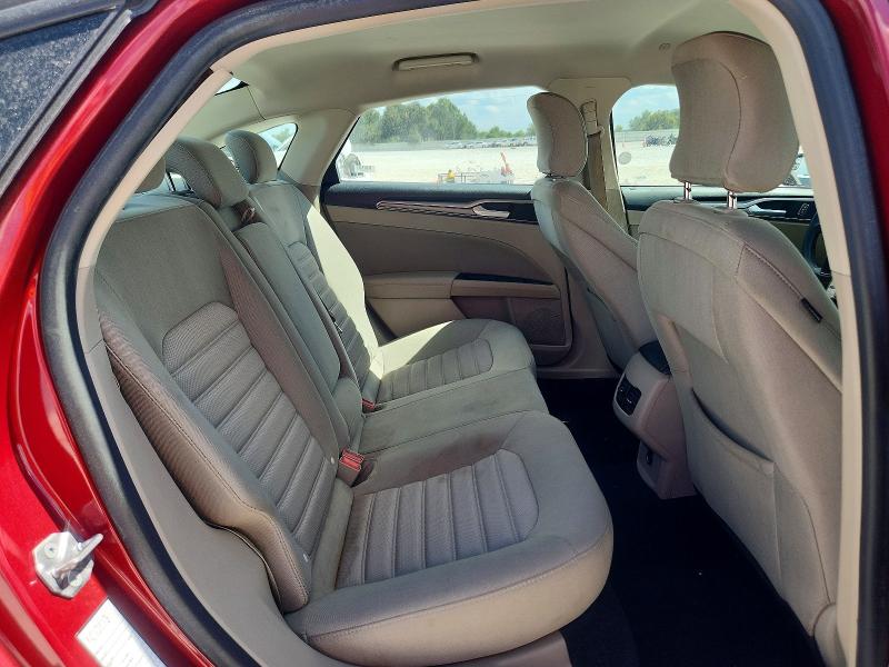 67622186 :رقم المزاد ، 3FA6P0LU8JR208719 vin ، 2018 Ford Fusion مزاد بيع