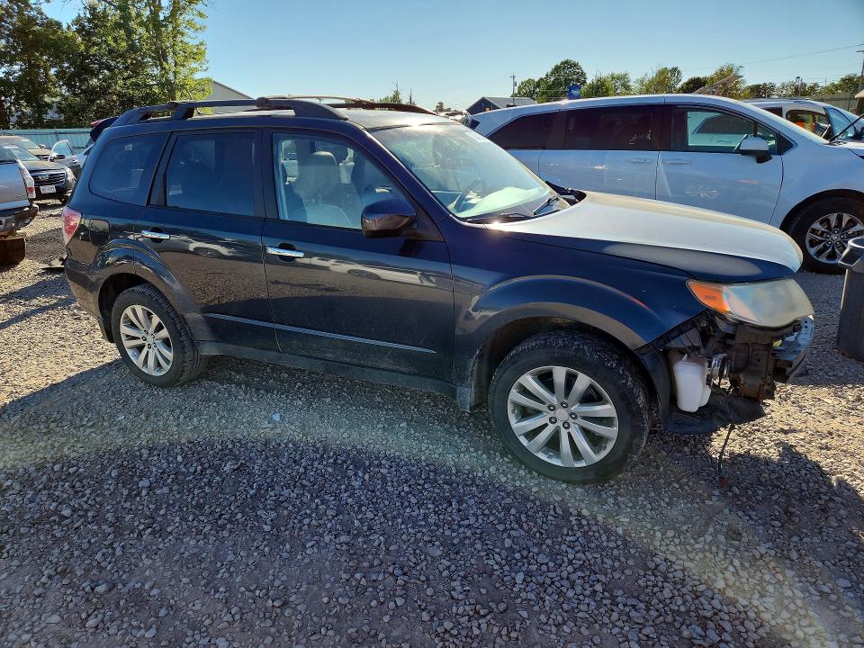 70042036 :رقم المزاد ، JF2SHAEC2BH707780 vin ، 2011 Subaru Forester مزاد بيع