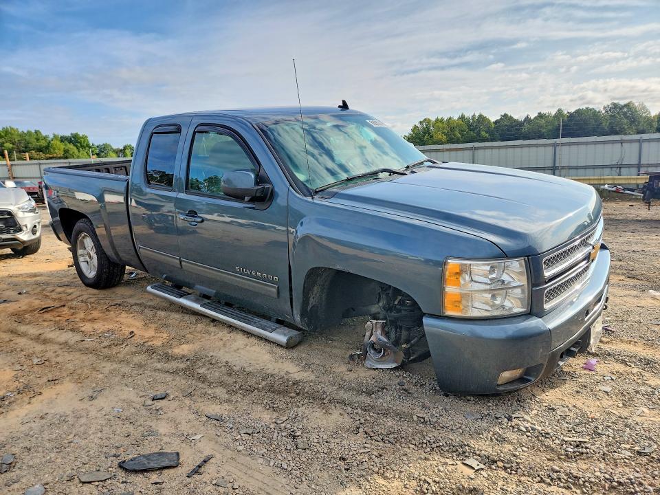 2013 Chevrolet Silverado მანქანა იყიდება აუქციონზე, vin: 1GCRKTE79DZ351595, აუქციონის ნომერი: 68862086