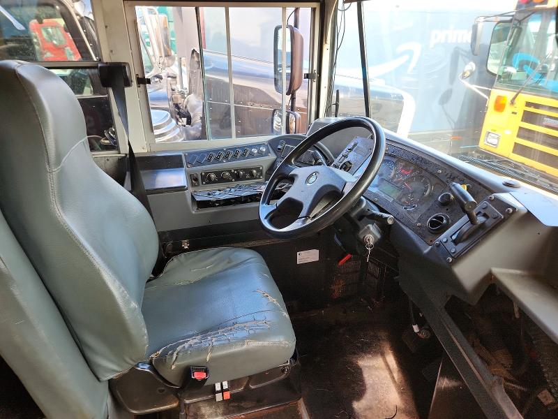 69931676 :رقم المزاد ، 1BAKJCPA1DF290753 vin ، 2013 Blub School Bus مزاد بيع