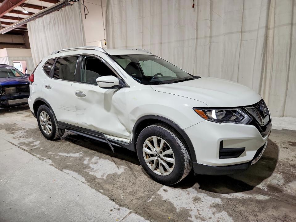 68823346 :رقم المزاد ، KNMAT2MV2HP545956 vin ، 2017 Nissan Rogue مزاد بيع