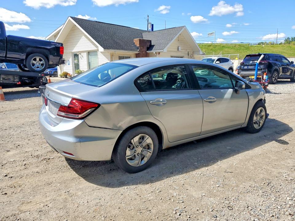 2015 Honda Civic მანქანა იყიდება აუქციონზე, vin: 19XFB2F53FE226682, აუქციონის ნომერი: 69144096