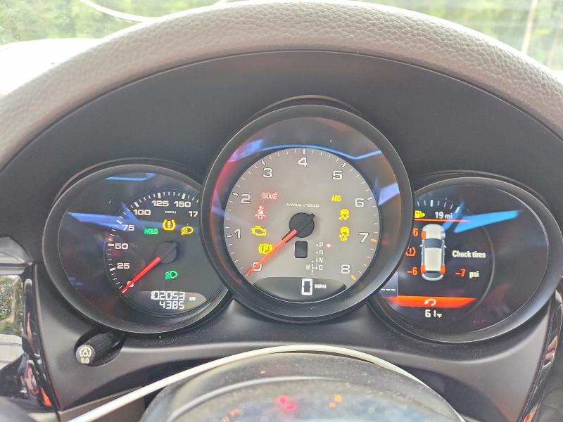 Aukcja sprzedaży 2015 Porsche Macan, vin: WP1AB2A59FLB73803, numer aukcji: 70102996