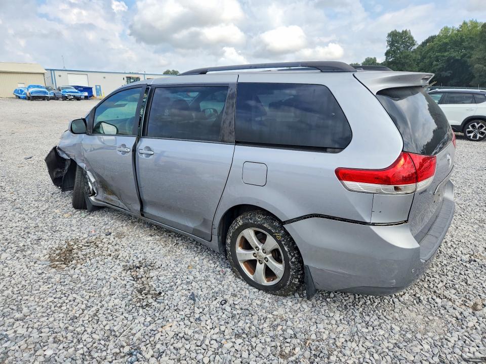 Aukcja sprzedaży 2013 Toyota Sienna, vin: 5TDKK3DC3DS352551, numer aukcji: 70045896