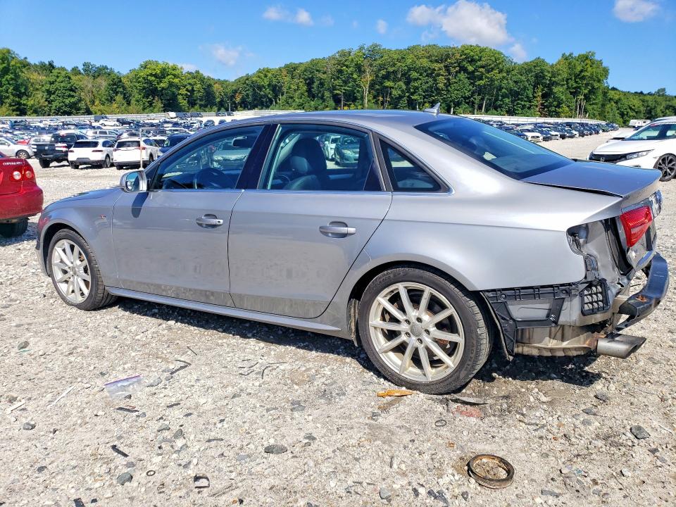 2015 Audi A4 მანქანა იყიდება აუქციონზე, vin: WAUBFAFLXFN016410, აუქციონის ნომერი: 68063336