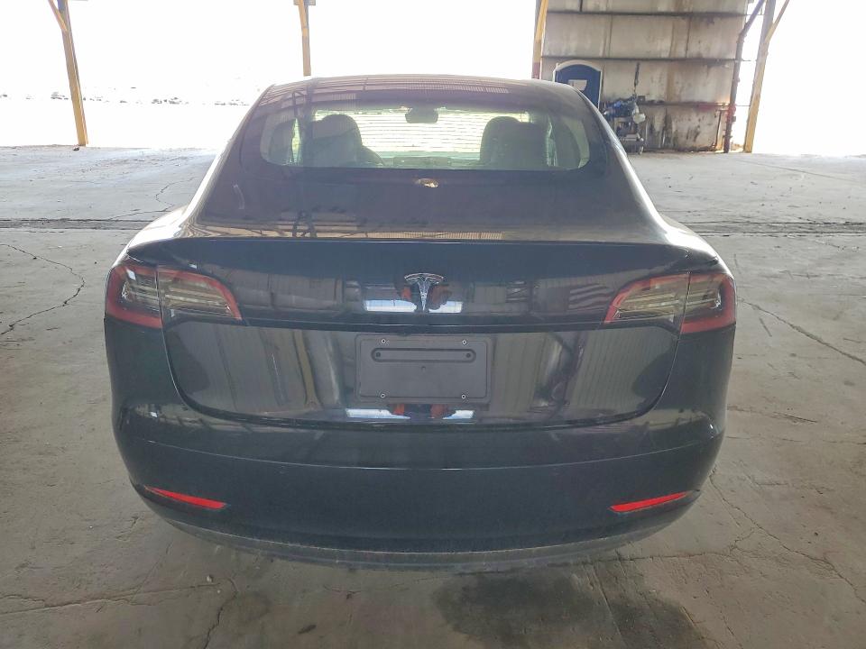 2022 Tesla Model 3 მანქანა იყიდება აუქციონზე, vin: 5YJ3E1EA3NF189872, აუქციონის ნომერი: 69930526