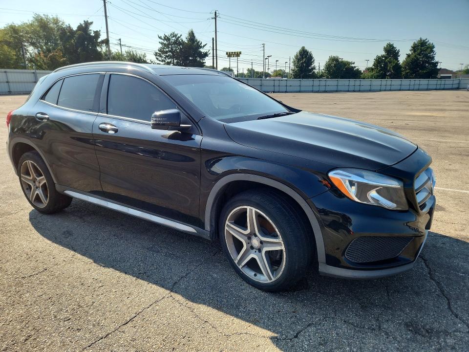 67671416 :رقم المزاد ، WDCTG4EBXFJ171751 vin ، 2015 Mercedes-benz Gla مزاد بيع
