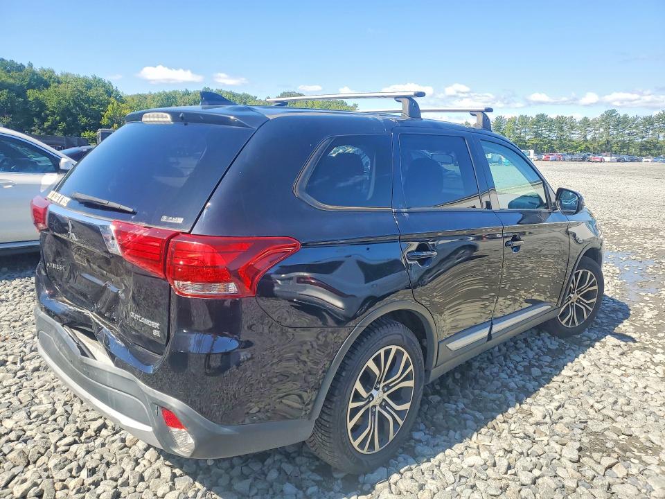2017 Mitsubishi Outlander მანქანა იყიდება აუქციონზე, vin: JA4AZ3A32HZ020806, აუქციონის ნომერი: 67797626