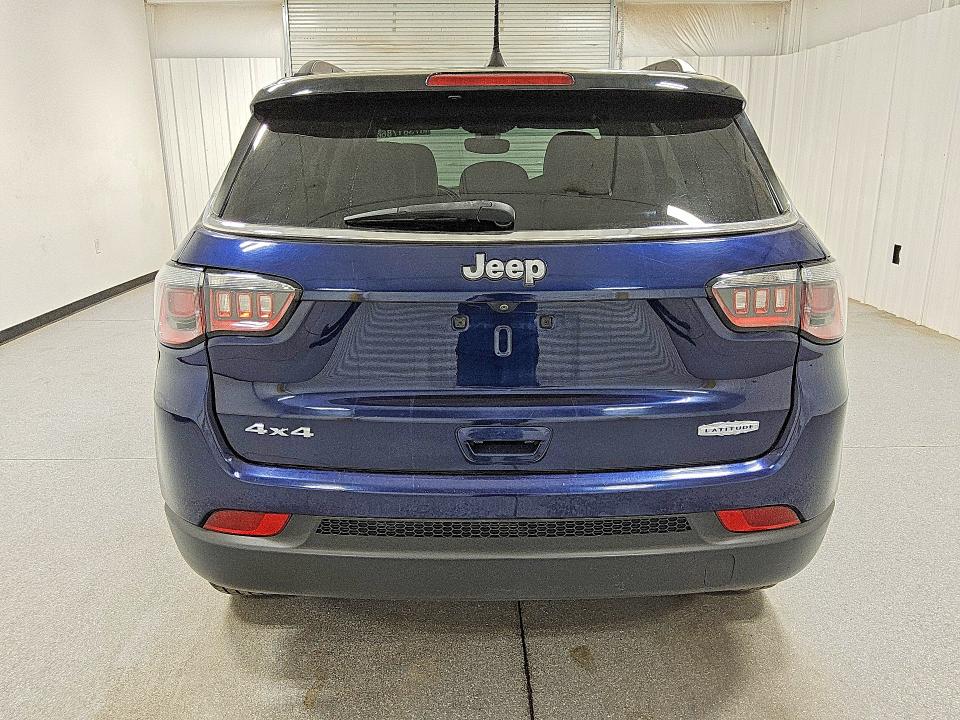 67381786 :رقم المزاد ، 3C4NJDBB3JT192222 vin ، 2018 Jeep Compass مزاد بيع