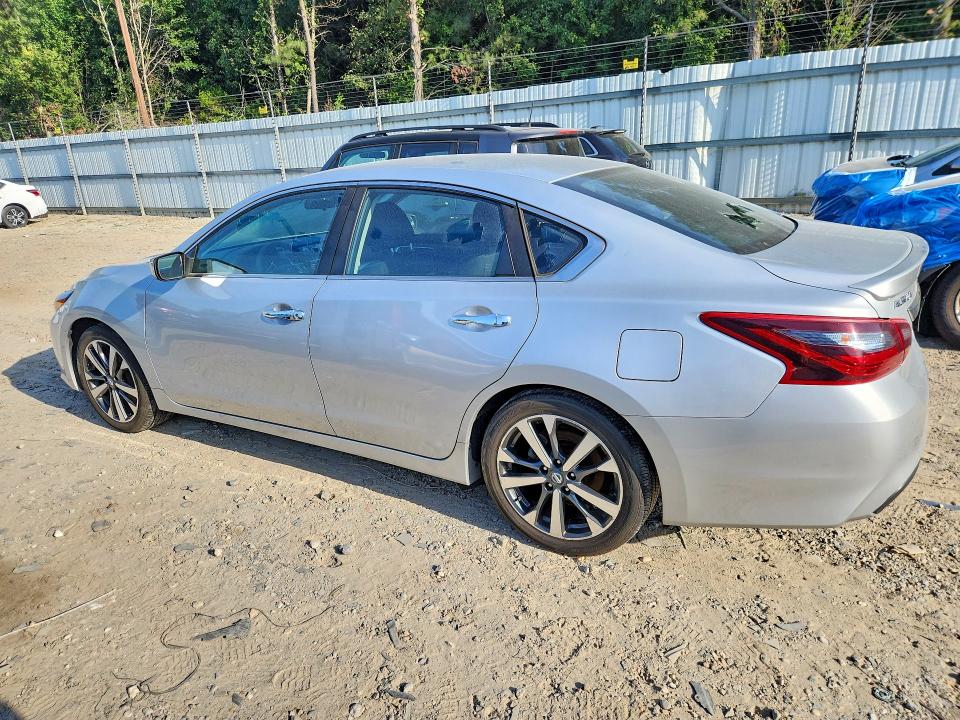 Продаж на аукціоні авто 2017 Nissan Altima, vin: 1N4AL3AP1HC152412, номер лоту: 67199146