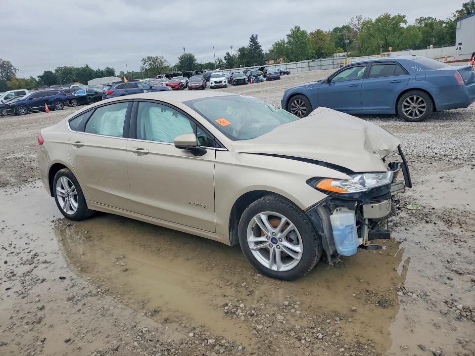 Продажа на аукционе авто 2018 Ford Fusion, vin: 3FA6P0UU8JR273715, номер лота: 69861656
