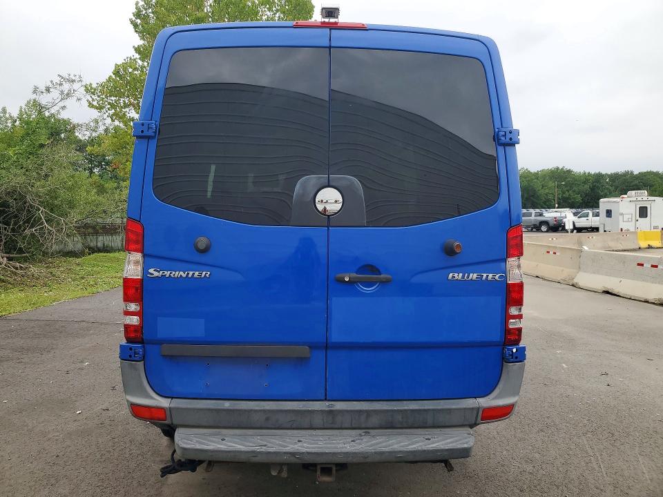 2011 Freightliner Sprinter მანქანა იყიდება აუქციონზე, vin: WDYPE7CC6B5570559, აუქციონის ნომერი: 58094896