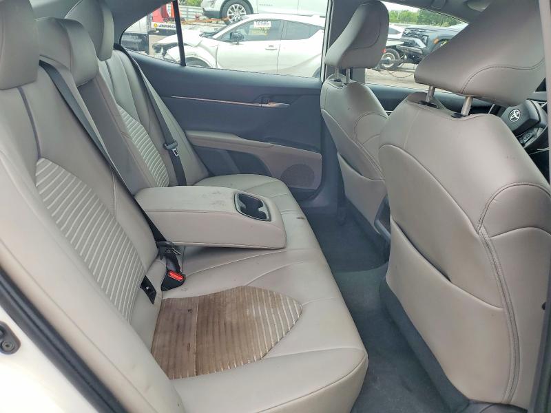 70465926 :رقم المزاد ، 4T1G11AK6NU073192 vin ، 2022 Toyota Camry مزاد بيع