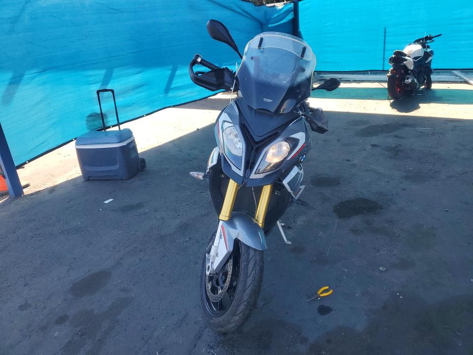 Продаж на аукціоні авто 2016 Bmw S 1000, vin: WB10D1307GZ463178, номер лоту: 69638956
