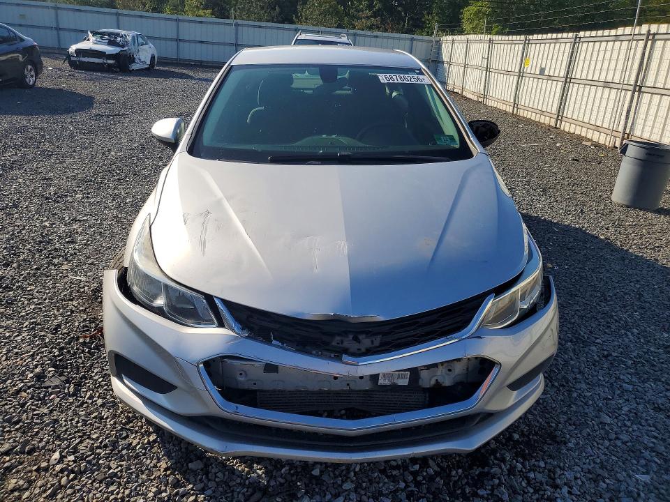 Auction sale of the 2017 Chevrolet Cruze, vin: 1G1BC5SM1H7130961        , lot number: 68786256