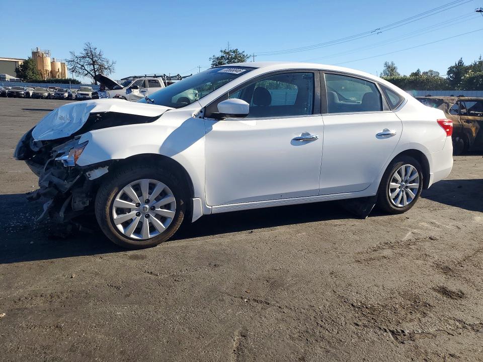 Auction sale of the 2016 Nissan Sentra, vin: 3N1AB7AP4GY324526, lot number: 70566846