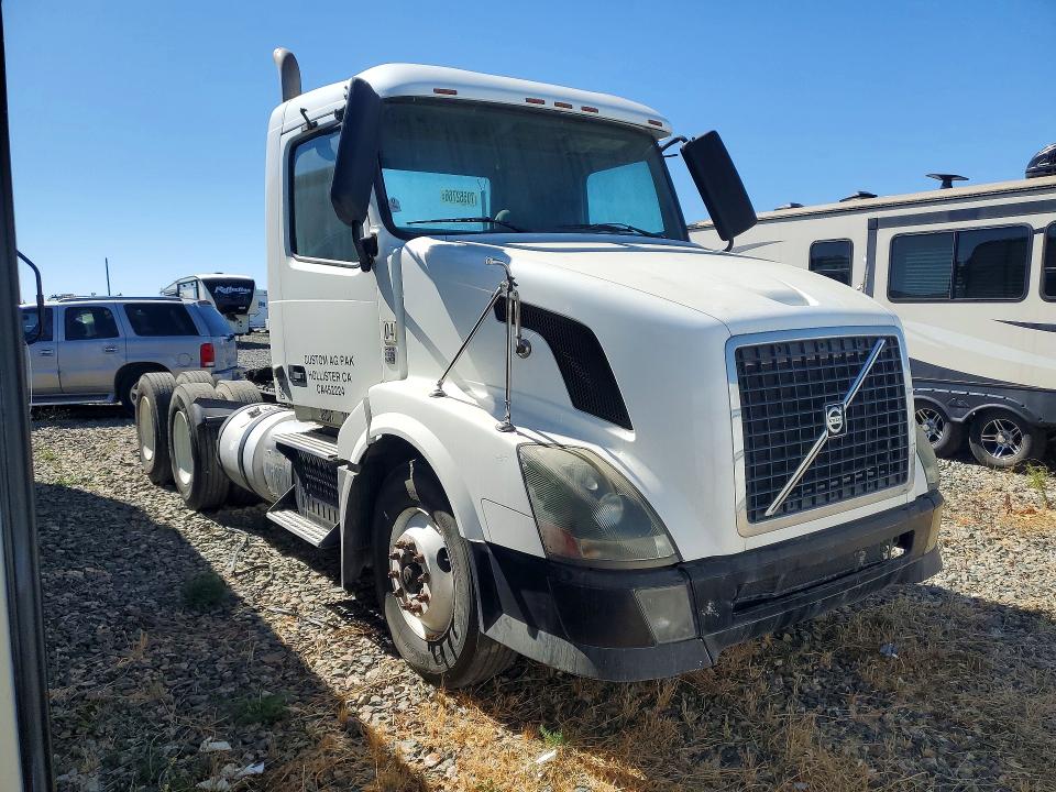 Aukcja sprzedaży 2011 Volvo Vn Vnl, vin: 4V4NC9EH6BN528314, numer aukcji: 70552766