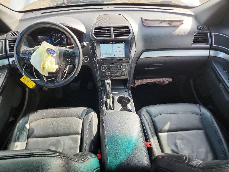 68605956 :رقم المزاد ، 1FM5K8D80HGA62480 vin ، 2017 Ford Explorer مزاد بيع
