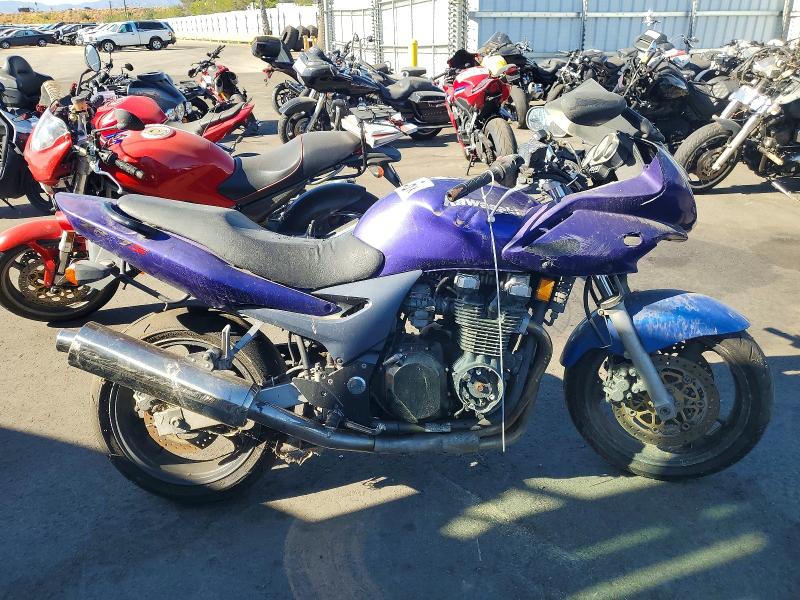 67727046 :رقم المزاد ، JKAZRDH122A003314 vin ، 2002 Kawasaki Zr750 مزاد بيع