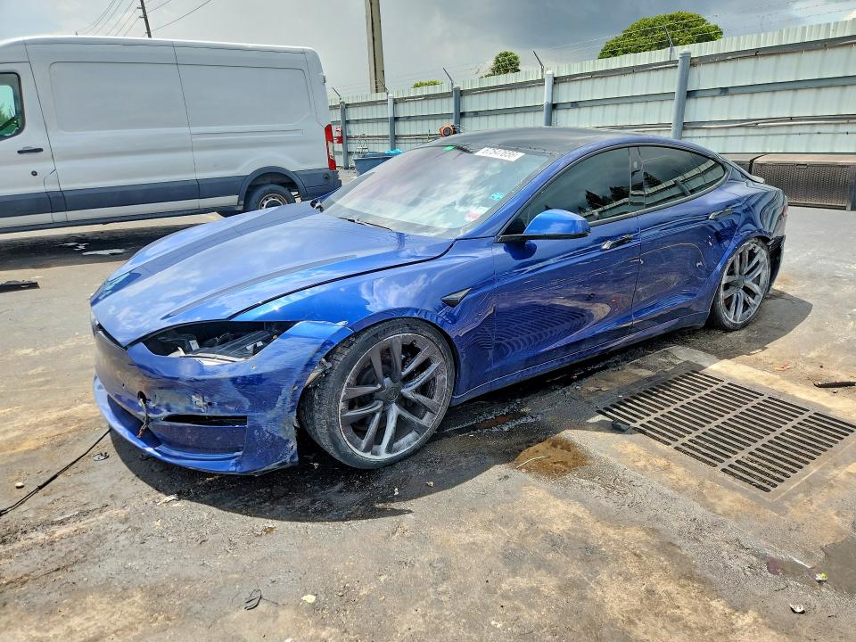 Продажа на аукционе авто 2021 Tesla Model S, vin: 5YJSA1E54MF437068, номер лота: 67547656