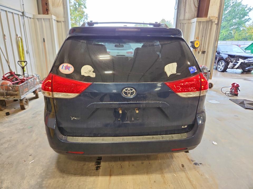 2012 Toyota Sienna მანქანა იყიდება აუქციონზე, vin: 5TDKK3DC7CS208905, აუქციონის ნომერი: 70601026
