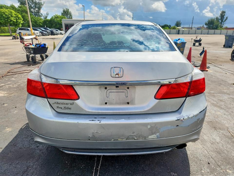69719926 :رقم المزاد ، 1HGCR2F32FA102341 vin ، 2015 Honda Accord مزاد بيع