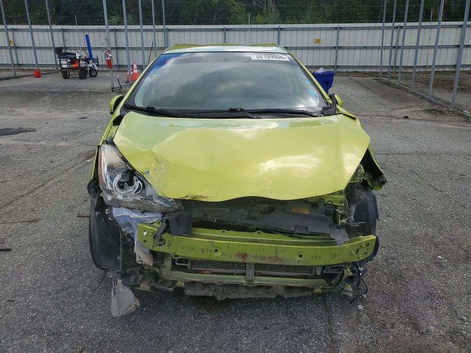 2015 Toyota Prius C მანქანა იყიდება აუქციონზე, vin: JTDKDTB39F1091732, აუქციონის ნომერი: 68109906