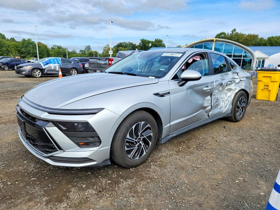 Продажа на аукционе авто 2026 Hyundai Sonata Hybrid, vin: KMHL24JJ9TA146896, номер лота: 69807386