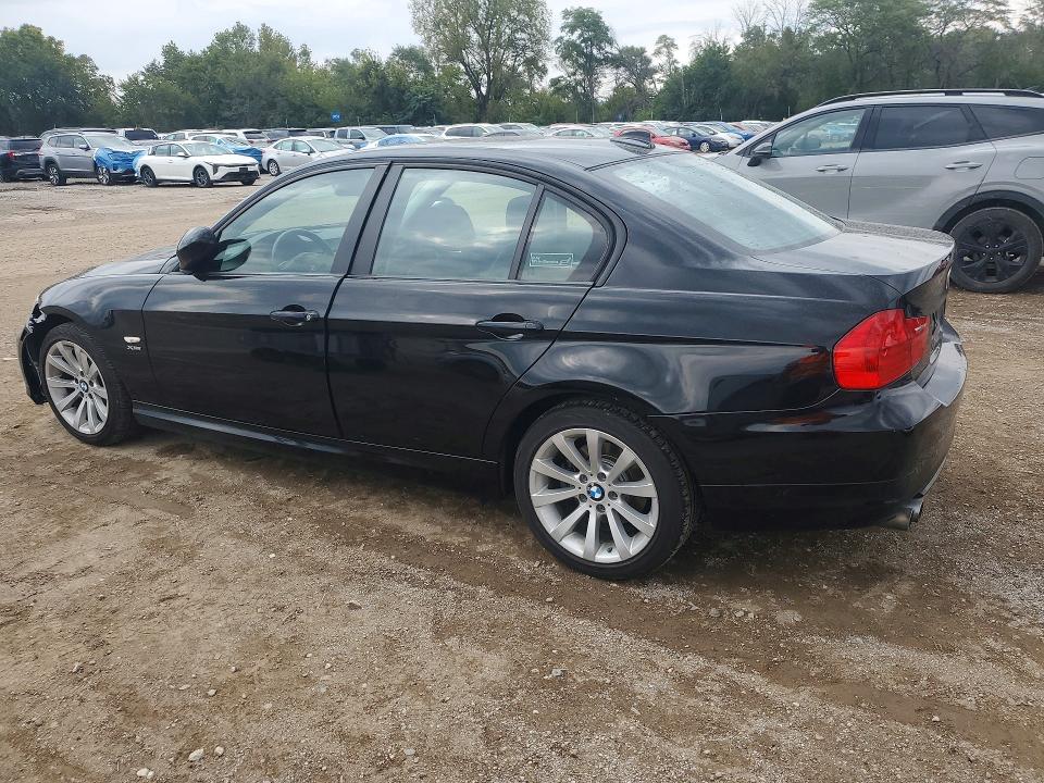 2011 Bmw 328 მანქანა იყიდება აუქციონზე, vin: WBAPK7G58BNN86016, აუქციონის ნომერი: 70705036