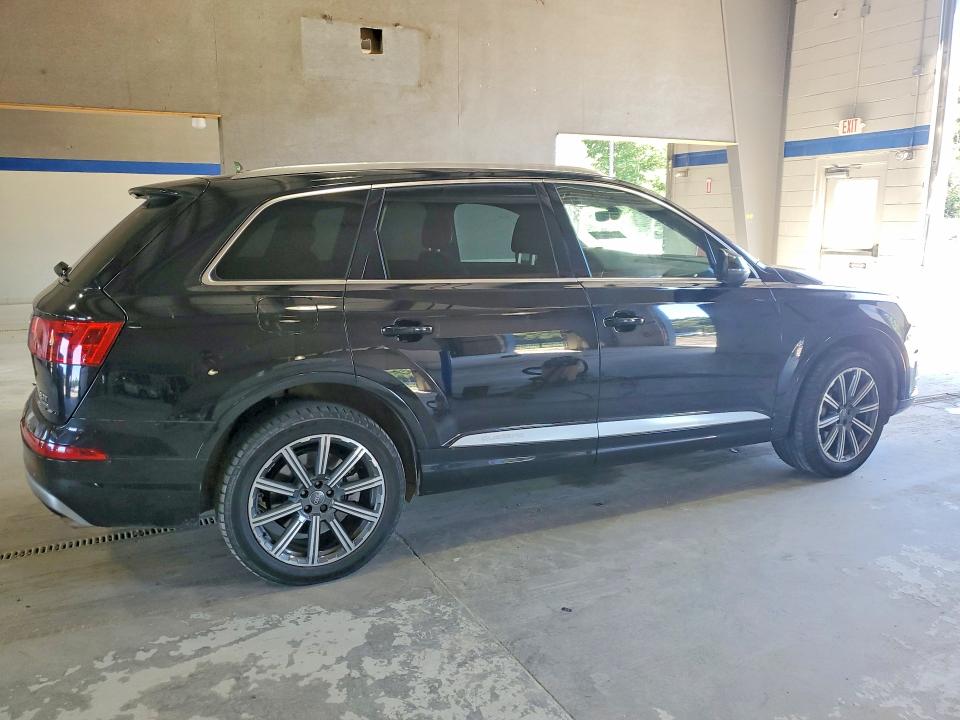 68340256 :رقم المزاد ، WA1LAAF72HD024433 vin ، 2017 Audi Q7 مزاد بيع