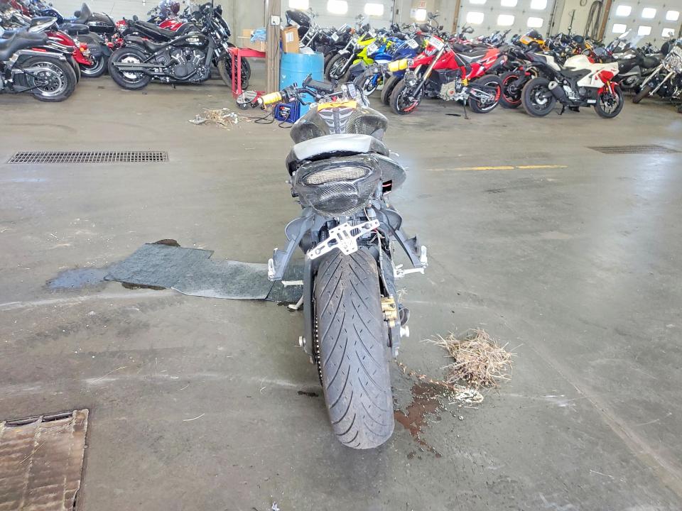67197366 :رقم المزاد ، SMTD01NE58J339324 vin ، 2008 Triumph Motorcycle Street Triple مزاد بيع