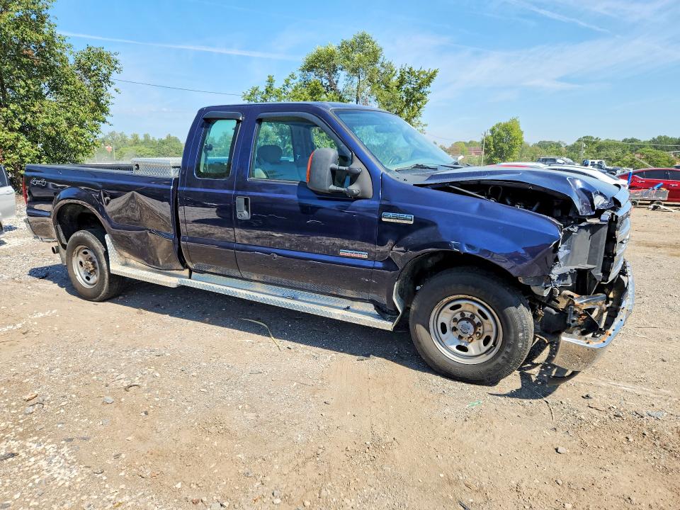 68167546 :رقم المزاد ، 1FTWX31P57EA81027 vin ، 2007 Ford F350 مزاد بيع