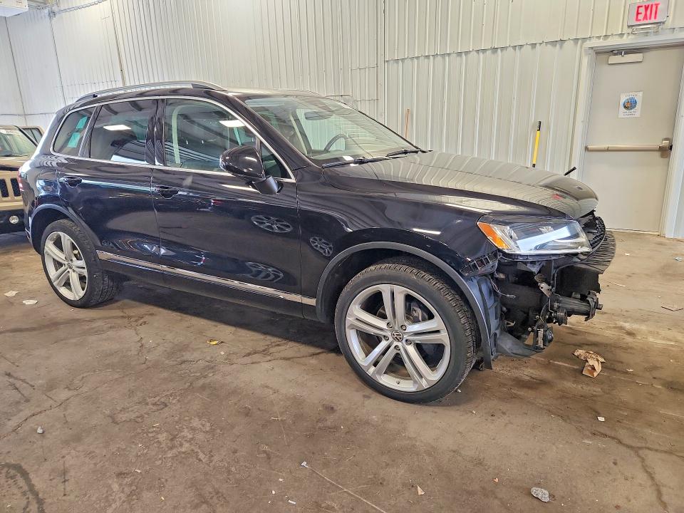 2017 Volkswagen Touareg მანქანა იყიდება აუქციონზე, vin: WVGGF7BPXHD006761, აუქციონის ნომერი: 67970176