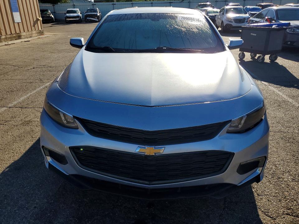 70908616 :رقم المزاد ، 1G1ZD5STXJF202741 vin ، 2018 Chevrolet Malibu مزاد بيع