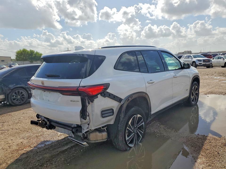 68920266 :رقم المزاد ، 5GAERBKS5TJ241185 vin ، 2026 Buick Enclave مزاد بيع