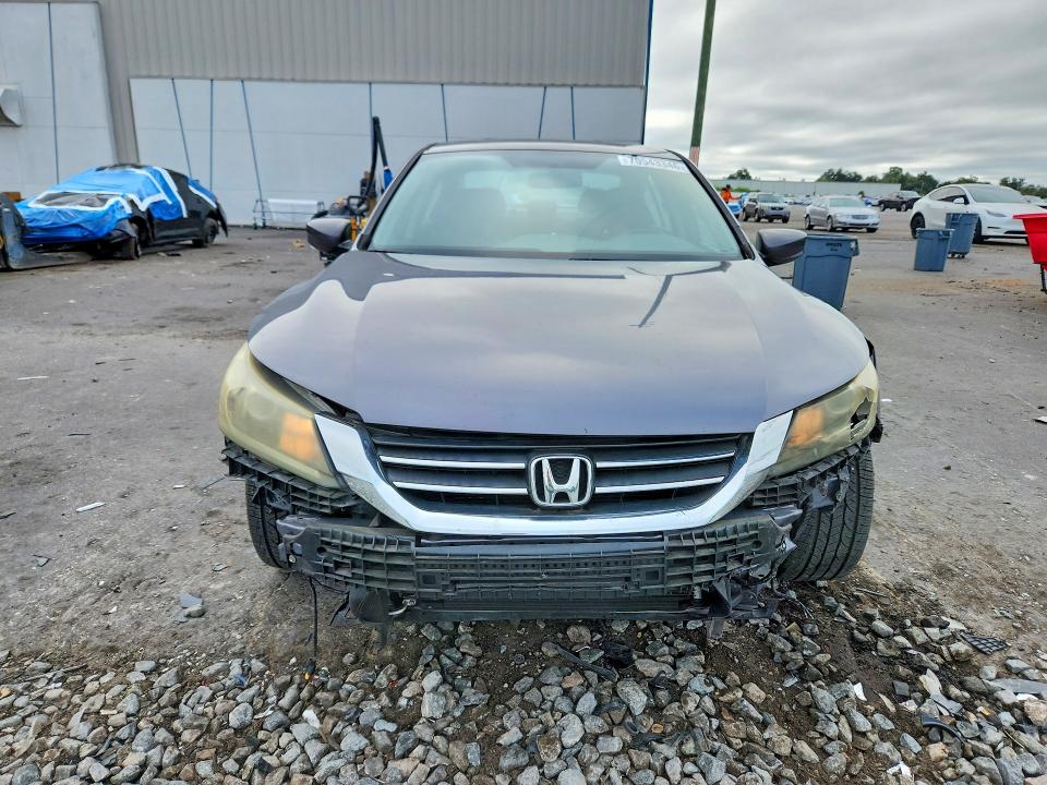 2015 Honda Accord მანქანა იყიდება აუქციონზე, vin: 1HGCR2F53FA271124, აუქციონის ნომერი: 70543346