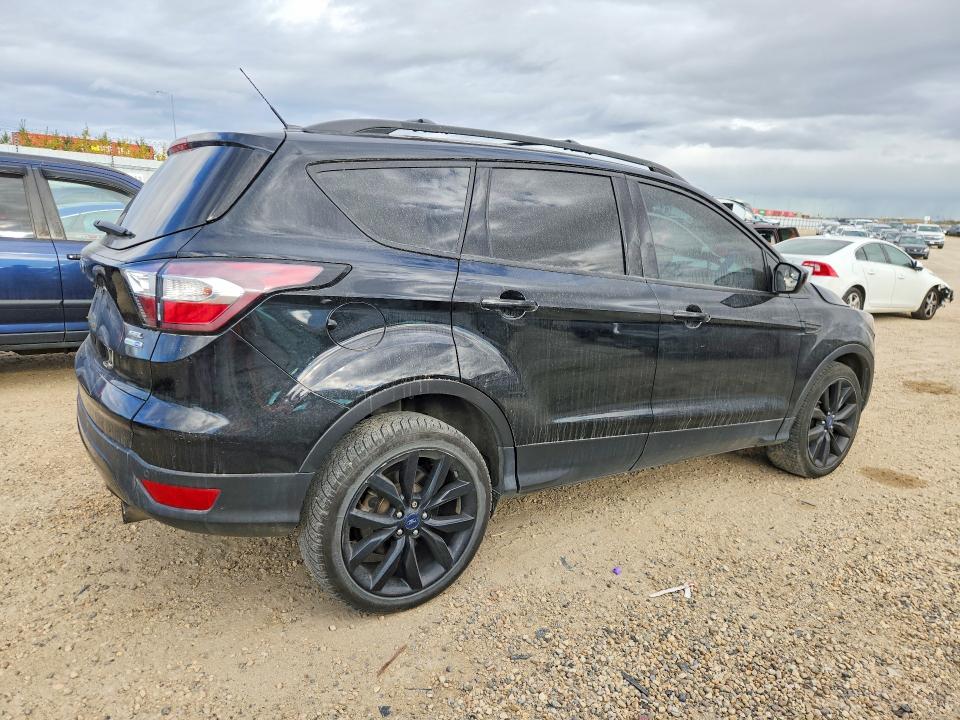 69908716 :رقم المزاد ، 1FMCU0GDXHUB69971 vin ، 2017 Ford Escape مزاد بيع
