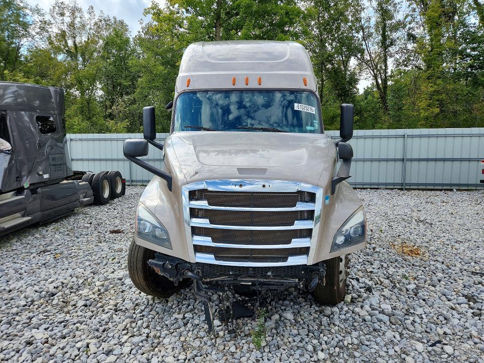 61525216 :رقم المزاد ، 3AKJHHDR0LSLG4967 vin ، 2020 Freightliner Cascadia مزاد بيع
