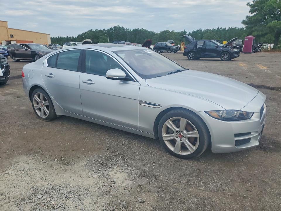 Продаж на аукціоні авто 2018 Jaguar Xe, vin: SAJAD4FX7JCP34561, номер лоту: 69654346