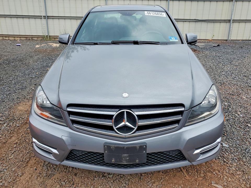 66126856 :رقم المزاد ، WDDGF8AB0ER319323 vin ، 2014 Mercedes-benz C مزاد بيع