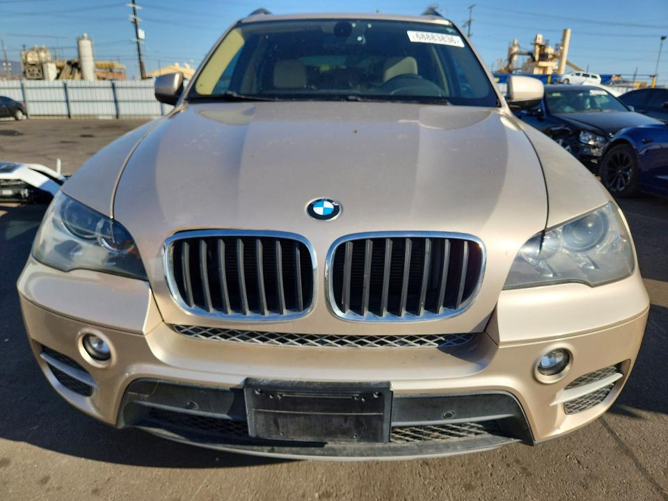 68883836 :رقم المزاد ، 5UXZV4C59D0G50721         vin ، 2013 Bmw X5 مزاد بيع