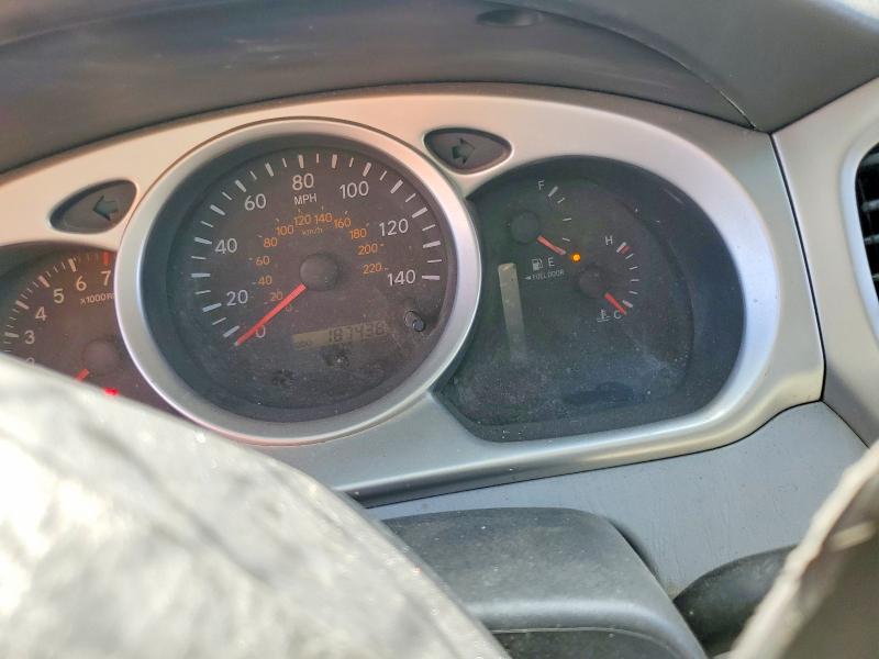 Aukcja sprzedaży 2005 Toyota Highlander, vin: JTEGD21AX50117755, numer aukcji: 70643296