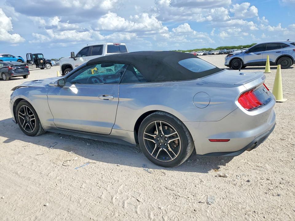 68972826 :رقم المزاد ، 1FATP8UH2N5101189 vin ، 2022 Ford Mustang مزاد بيع