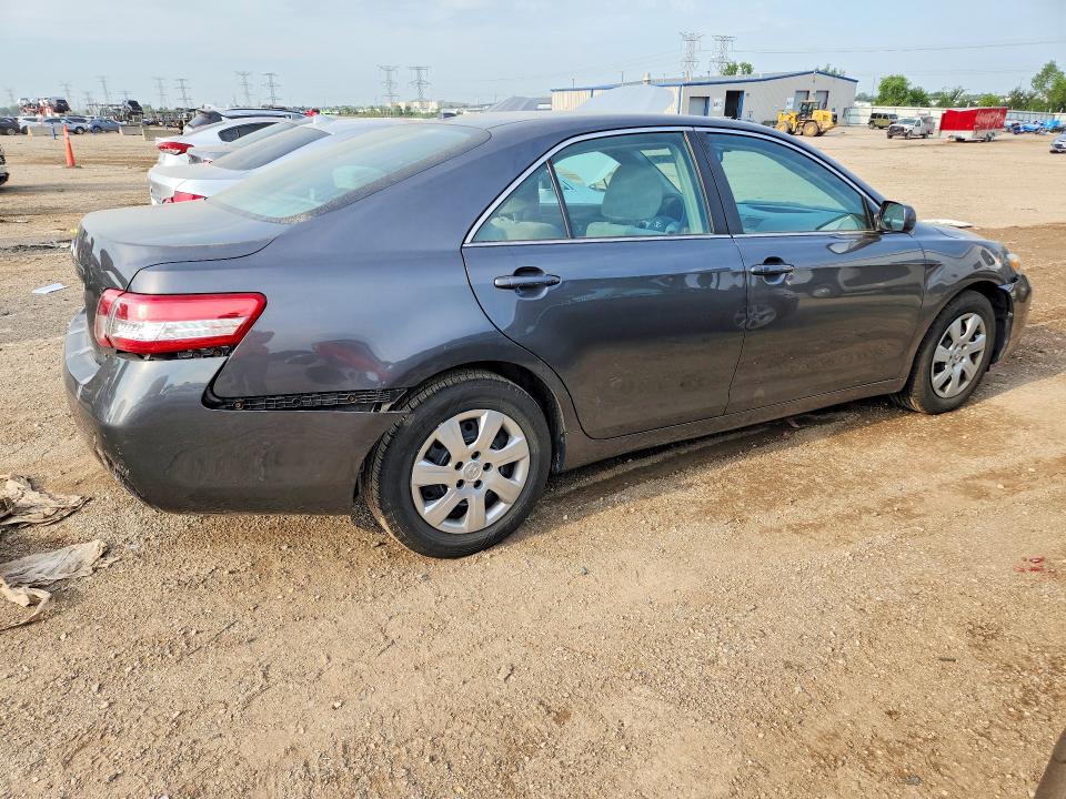 67371626 :رقم المزاد ، 4T4BF3EK7AR077317 vin ، 2010 Toyota Camry مزاد بيع