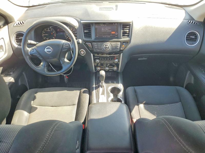 69031036 :رقم المزاد ، 5N1DR2MN0JC608198 vin ، 2018 Nissan Pathfinder مزاد بيع