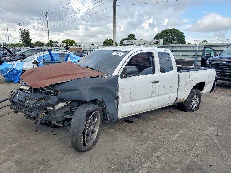 68207346 :رقم المزاد ، 5TFTX4CN5FX060248 vin ، 2015 Toyota Tacoma مزاد بيع
