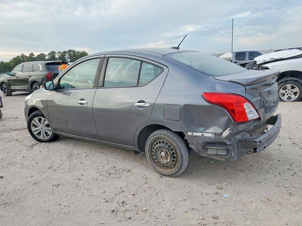 69107696 :رقم المزاد ، 3N1CN7AP3JL872702 vin ، 2018 Nissan Versa مزاد بيع