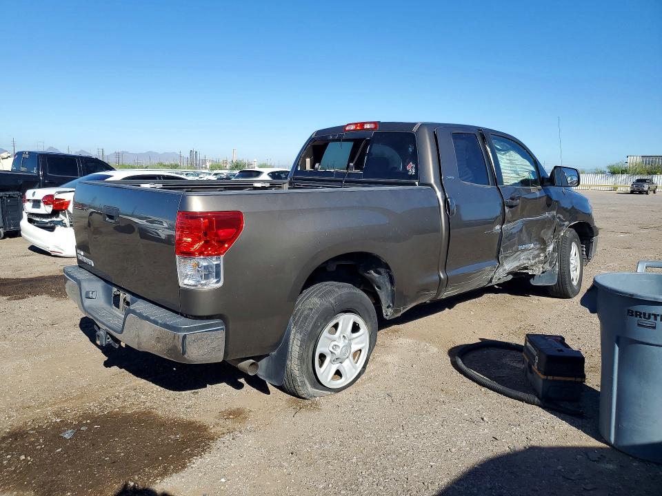 70565706 :رقم المزاد ، 5TFRM5F10BX023216 vin ، 2011 Toyota Tundra مزاد بيع