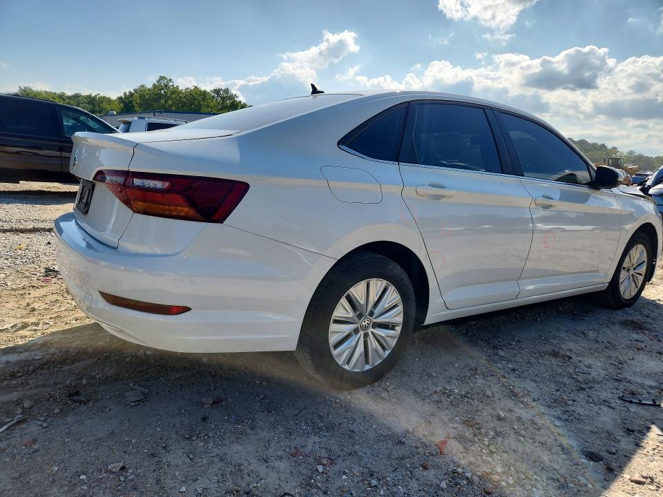 Продажа на аукционе авто 2019 Volkswagen Jetta, vin: 3VWC57BU2KM172650, номер лота: 67801496